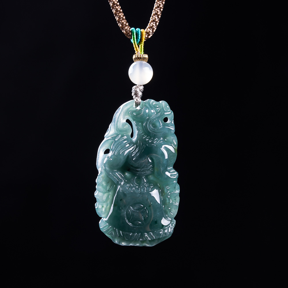 Accessories Woman - Wisiorek Pixiu z jadeitu birmańskiego, designerskie